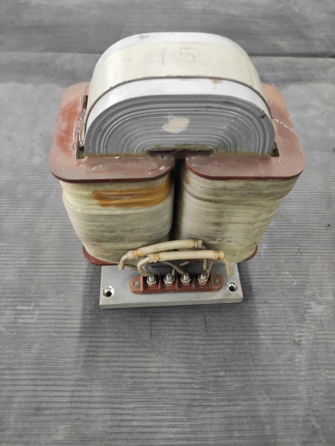 Трансформатор питания двигателя Д-550.&nbsp;